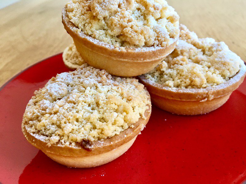 B_BonMatin's tweet photo. It's that time of year again for Mince Pies with our special twist of a crumbling top! #christmastime #christmastreats #mincepies #bestoflondon #crumbletopping #crumblepie #northlondonbakery #bakery #finsburpark #hampstead #hampsteadheath https://t.co/Cr8r2j4ETm