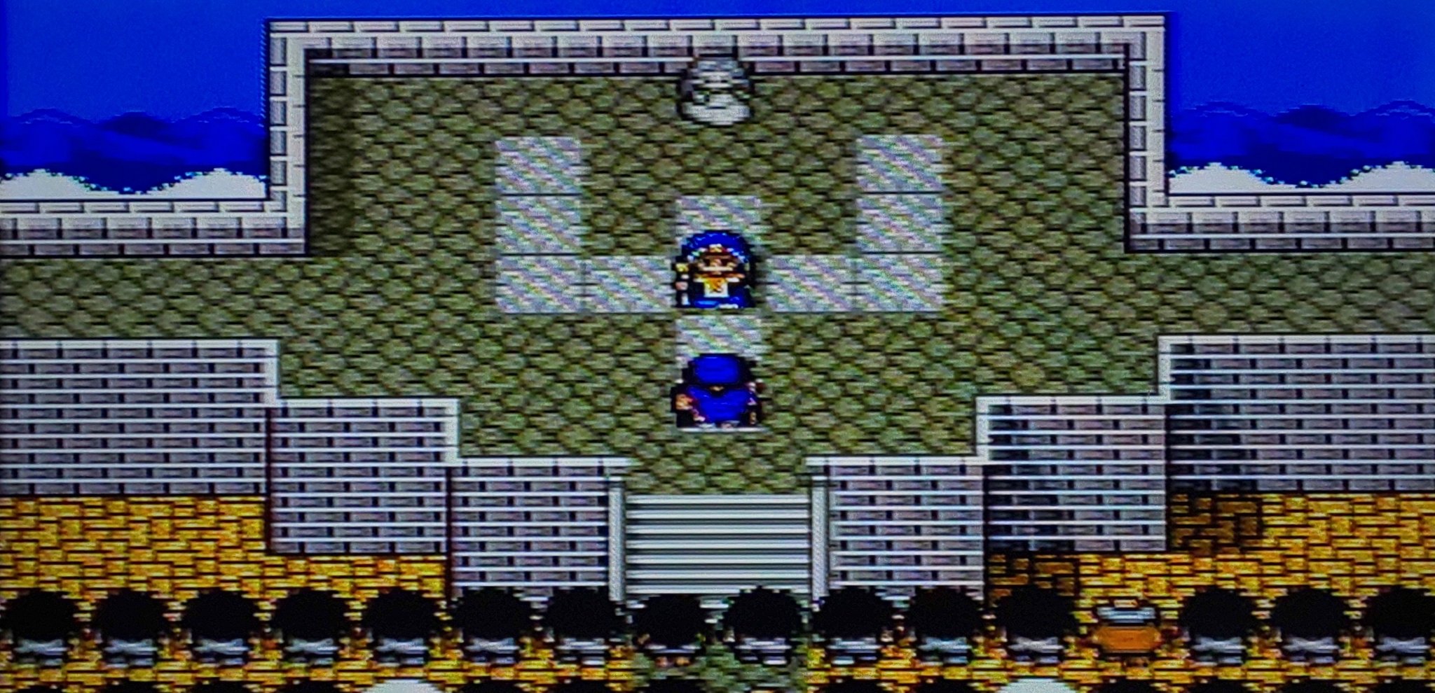ささ Sfc Dq5 プサンさんとのお喋りの後 天空城の中を探索していたわ 当たり前なお話かもですが Dq4 の時と住民さんの具合が違うわね なんて感じつつ見て回っておりました ルーシアさんやドランが よりも 世界樹の雫の管理者さんが変わっ