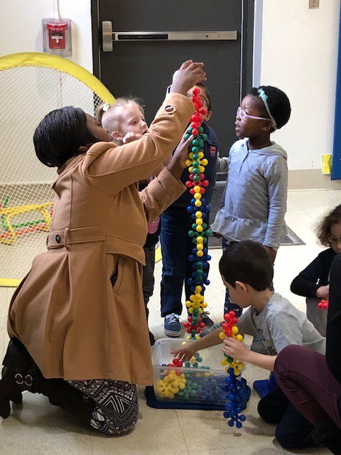 IU20EIPSSuper's tweet photo. Celebrating Family Time with our Colonial Early Learning Center Collaboration Classes last week.  @ColonialIU20 https://t.co/befqwAcdBH
