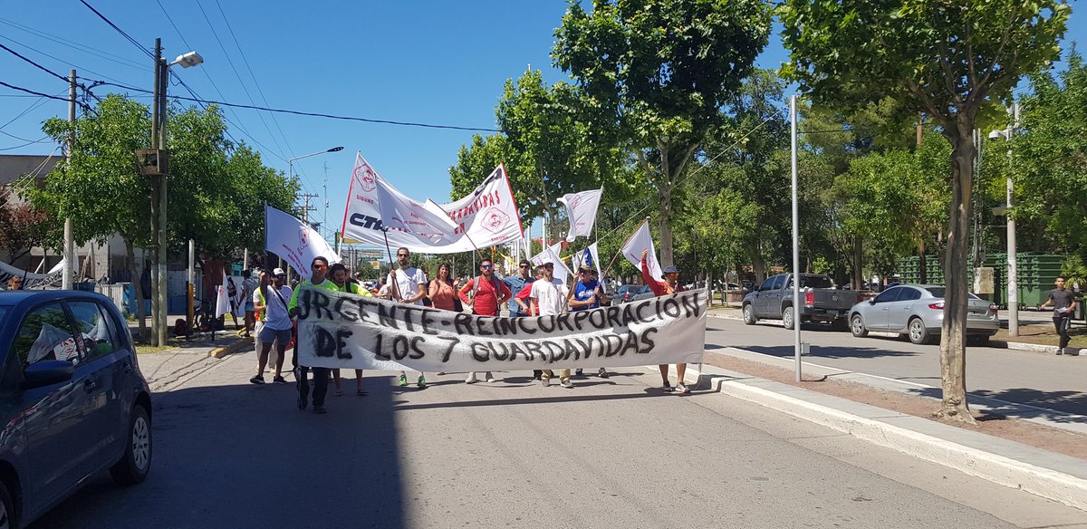 AngelicaLagunas's tweet photo. INTENDENTE PERESSINI, RESPUESTA YA A LOS RECLAMOS DE LOS GUARDAVIDAS!!!!
#ReincorporaciónYaDeLosGuardavidas.
#AperturaDeTodosLosBalnearios
#CondicionesDeSeguridad
https://t.co/NrVFa6CoB1 https://t.co/1bTVgZV8aW