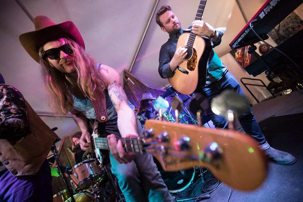 GrantFarm's tweet photo. We’re coming for ya @WWGfestival!
Couple more shows on our #RoadToWWGStratton #Tour
Tonight 12/12 @IronWorksBflo w @jonstickleytrio #TylerWestcott #Buffalo
Tmrw 12/13 @WestcottTheater w @theoldmainmusic #Syracuse https://t.co/nihSXlSiuc