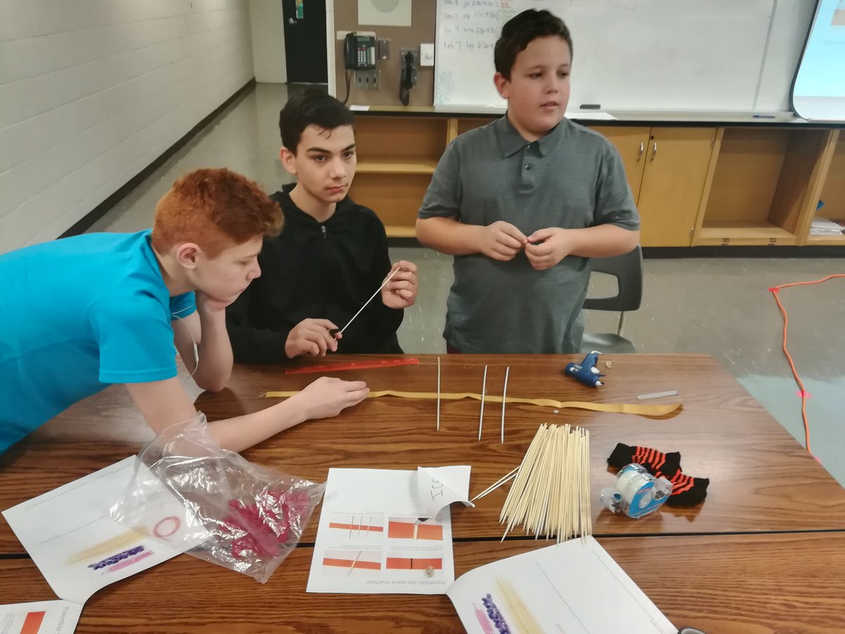 2MIsaac's tweet photo. #STEM is underway @clarksonchargers making
#seismograph
@mulcastee @dtangred
#studentfocusedlearning #iteachwithtech #iteachmiddleschool #collabortion #21stcenturyclassroom #googleclassroom #EML #education #problemsolving #criticalthinking #hillsideinspires https://t.co/UvHnradXhM
