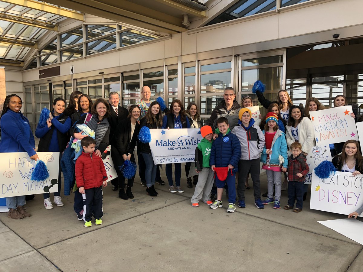 WishMidAtlantic's tweet photo. Our next wish kid has arrived! We hope you have the BEST time in @WaltDisneyWorld! @JetBlue @Reagan_Airport https://t.co/BUvZpbdpDk