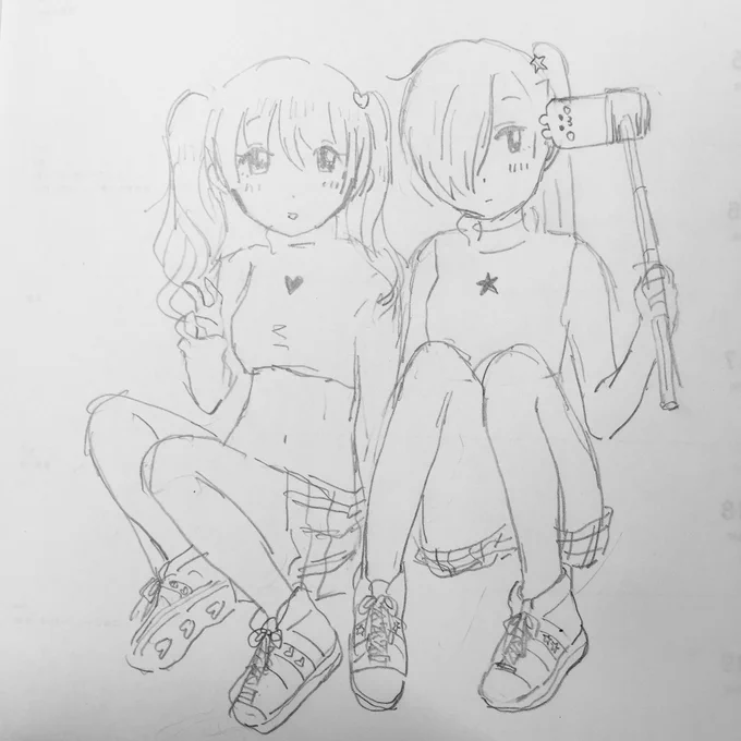 本当にただの授業中の落書きと、公式で百合なフランソワとクリスチーヌのスクショ 