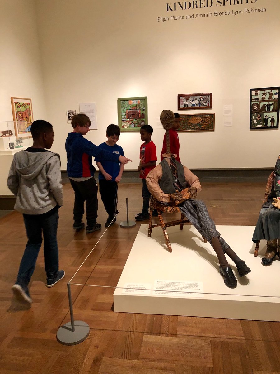 B_SoFlawless's tweet photo. @ColsCitySchools Devonshire fifth graders observing art at the Columbus Art Museum 
@DevonshireES https://t.co/9Gx0obfsZ3