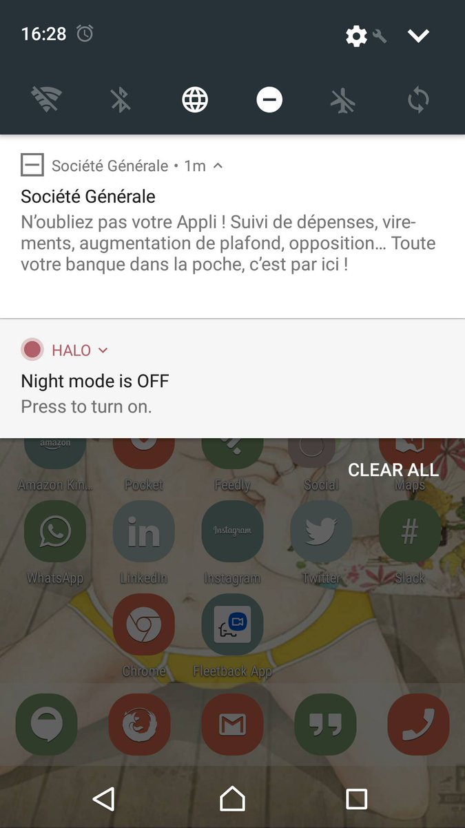 WalterStephanie's tweet photo. Le genre de notifications inutiles pour tenter de ramener l'utilisatrice dans l'application qui donnent juste envie de la desinstaller ou lui retirer l'accès aux notifs. C'est une App bancaire, j'y vais quand j'en ai besoin, point. 
#UX #mobile #mobileUX https://t.co/gGJqoBRKbL