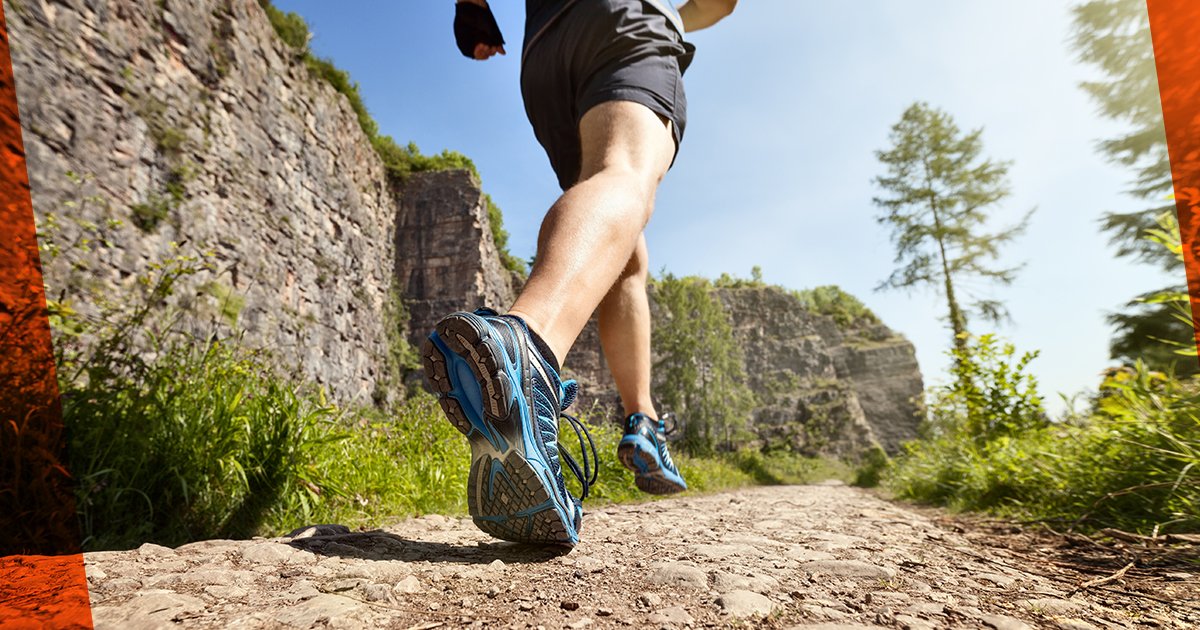 La energía que generamos al caminar es suficiente para cargar un móvil. De hecho, ya existen prototipos de zapatos a los que puede conectarse un dispositivo... ¡Ideal para montañeros y corredores! 🏃 bddy.me/2UKpOBY