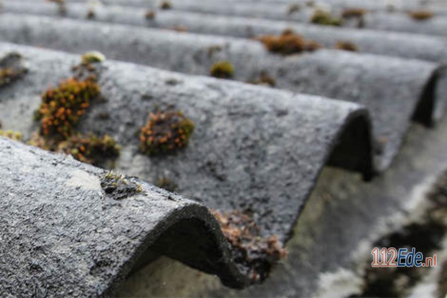 🚨 Start project sanering asbestdaken in De Vallei 112.press/QtSXGj 112Ede https://t.co/zFmzMF32W5