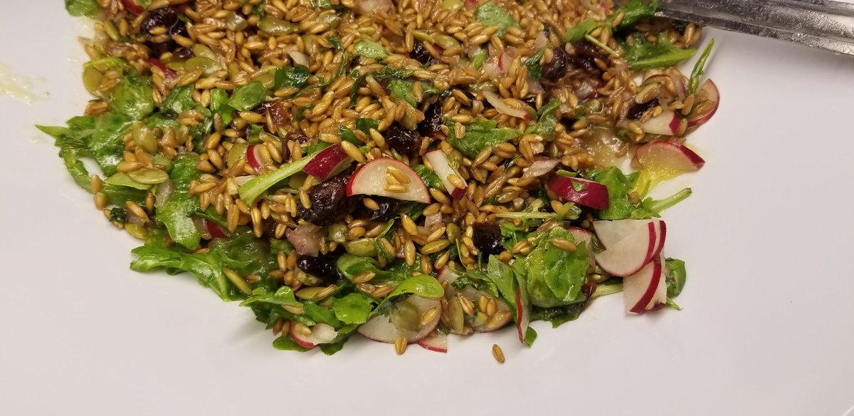 nosh_on_dupont's tweet image. Salad and a soup at Nosh -Small Batch Kitchen and Cafe?