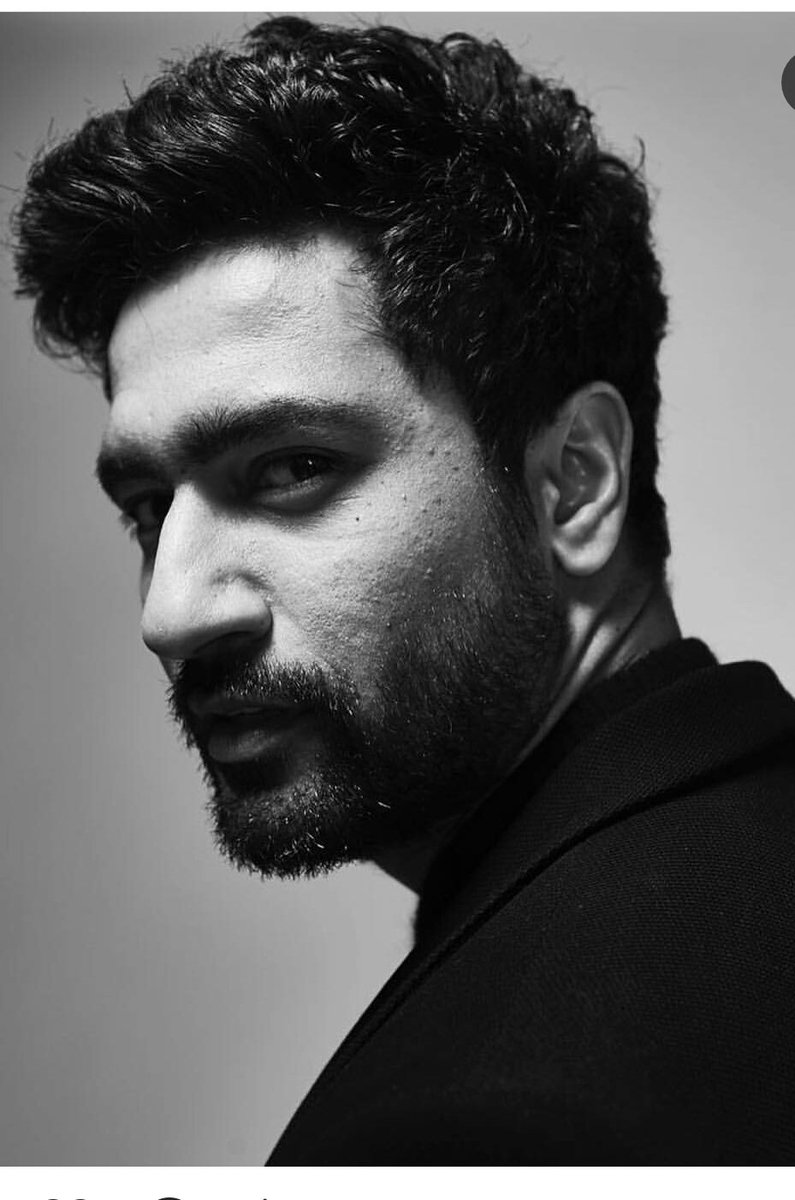 FcKaushal's tweet photo. In 'dramatic' black n white- 
@vickykaushal09 
@VickyKaushalFC @VickyKaushalFan https://t.co/abYjnPW9tz