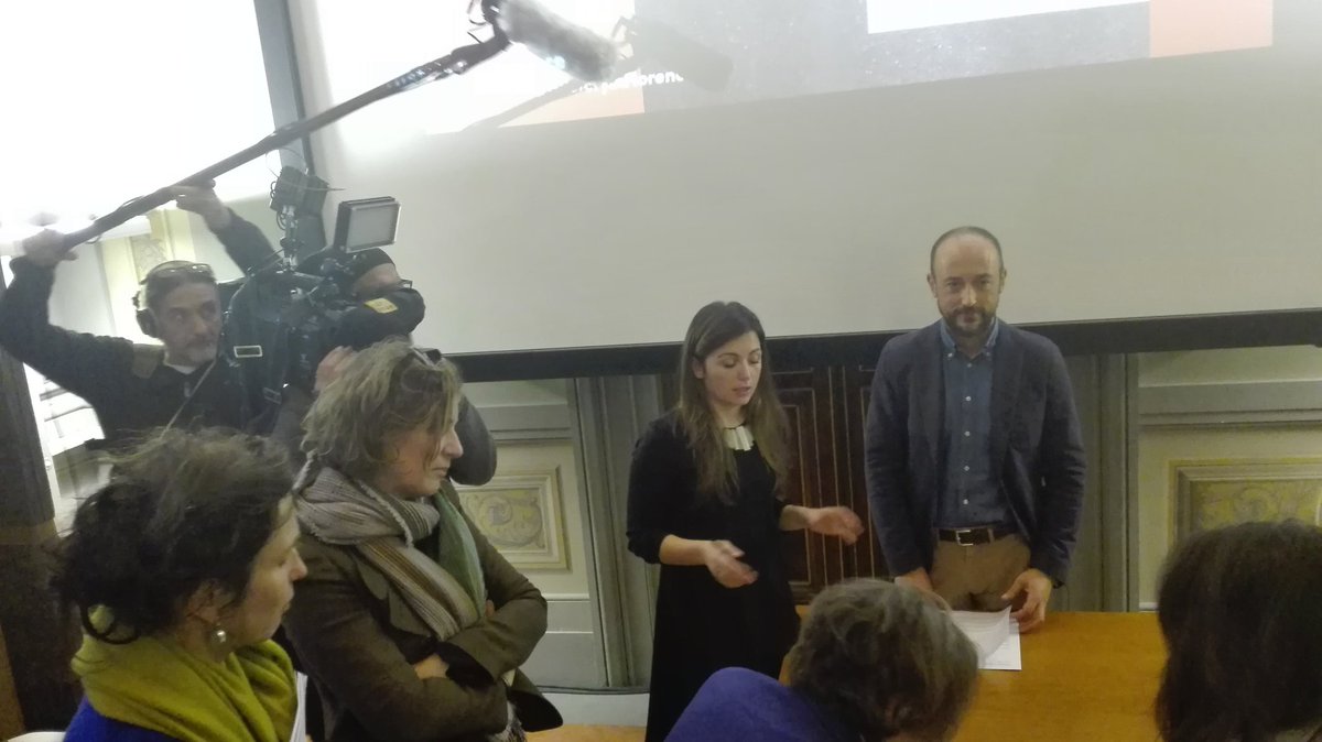 Fotos by AntonioDiCecco <a href="/contrastiurbani/">antonio di cecco</a> which reflect post catastrophic situations are put in context with objects of the KHI Photothek 
 #ArtHistoryInFlorence
