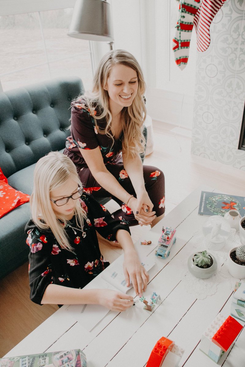 cindy_dueck's tweet photo. Lego is a classic and it’s our go to toy for quite time, family time and my kids get super creative! #ad @CanadianTire has all of the hottest toys and games. We just love the selection of holiday toys and games for gift giving. #canadiantire #canadasfunstore #sponsored https://t.co/bIfb2qrnu9