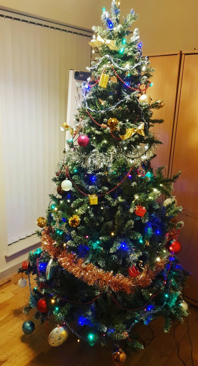 It's beginning to look a lot like Christmas at Outcomers 🏳️‍🌈🎄☃️🤶🎅
#Dundalk #Louth #Outcomers #LGBT #Christmas #louthchat