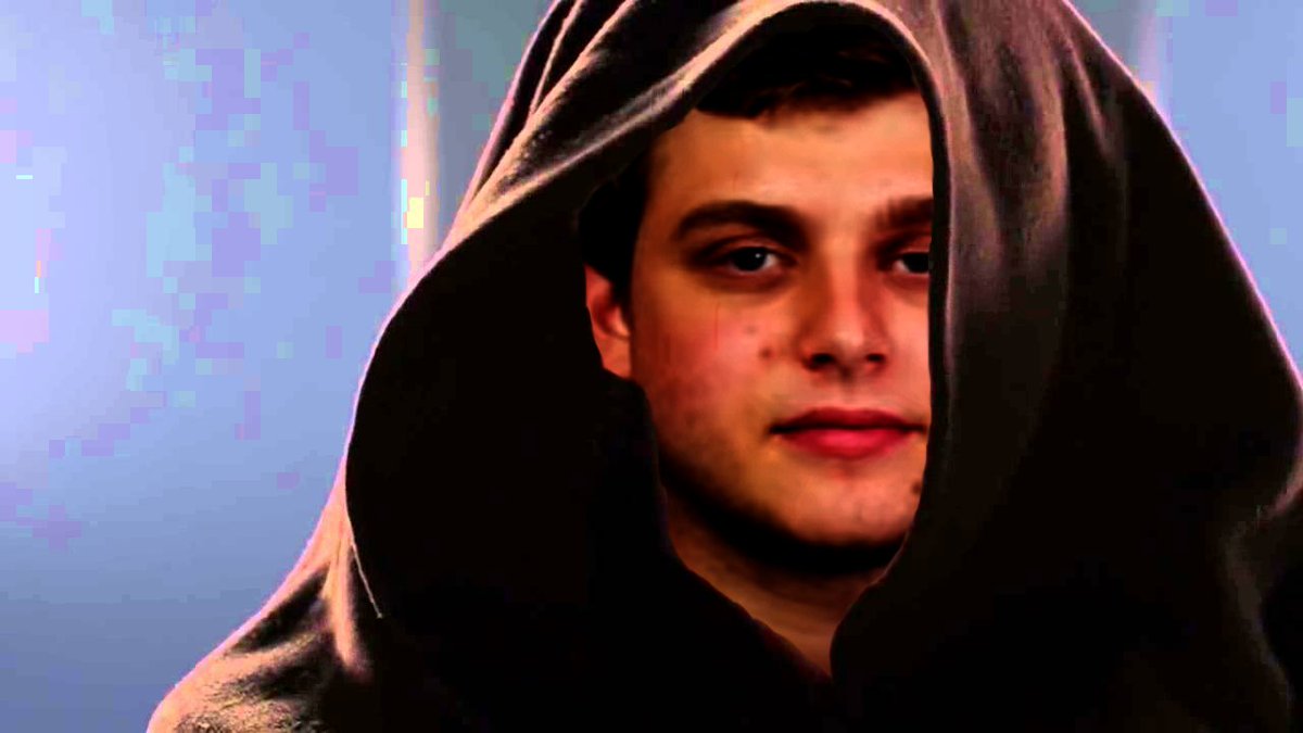 TechHoleChris's tweet photo. Is Jesse secretly Darth Vader? @NYKChannel You're going down a path I can't follow #LazyPhotoshop https://t.co/WdqIcSvOLf