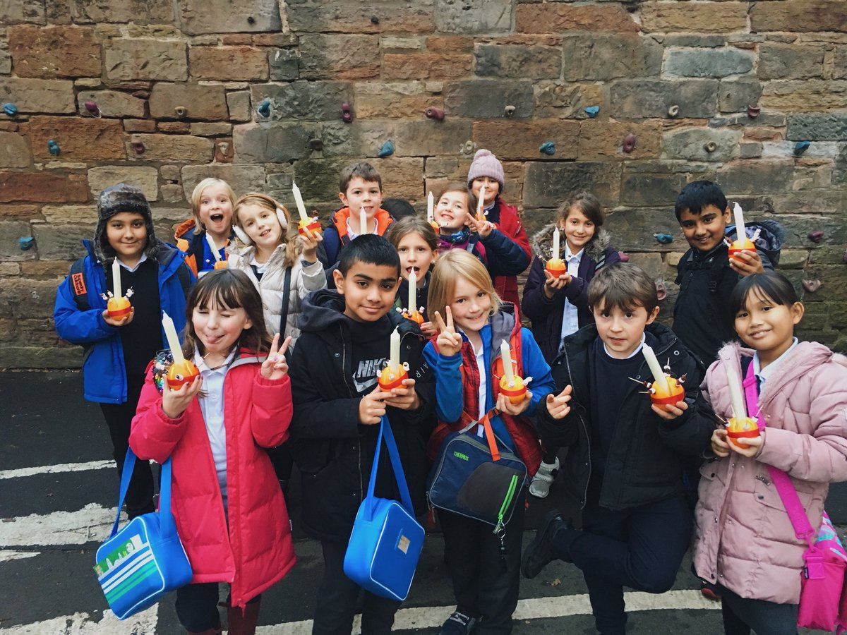 miss_roper's tweet photo. Did we mention we made Christingles?! #christingles #primary4/5 #prestonstreet #christmas https://t.co/gdwLnjXB8l