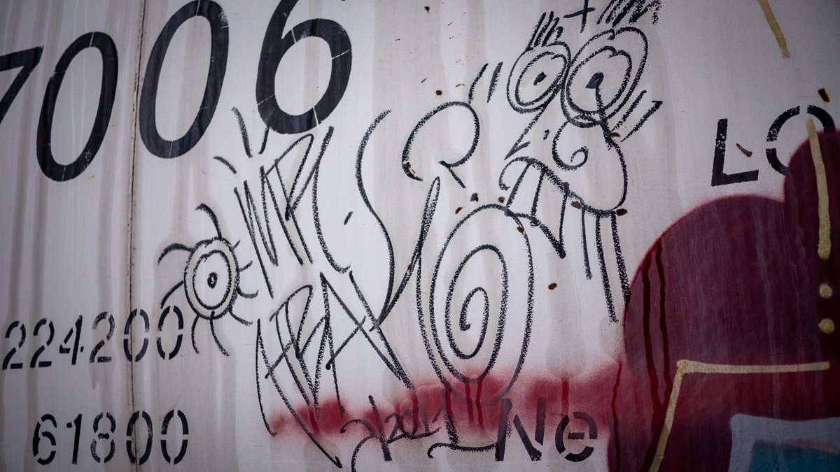 webbvisuals's tweet image. Mr. HBAK 

#graffiti #streetart #trainart #graffitisnotacrime #photography #BENCHEveryday