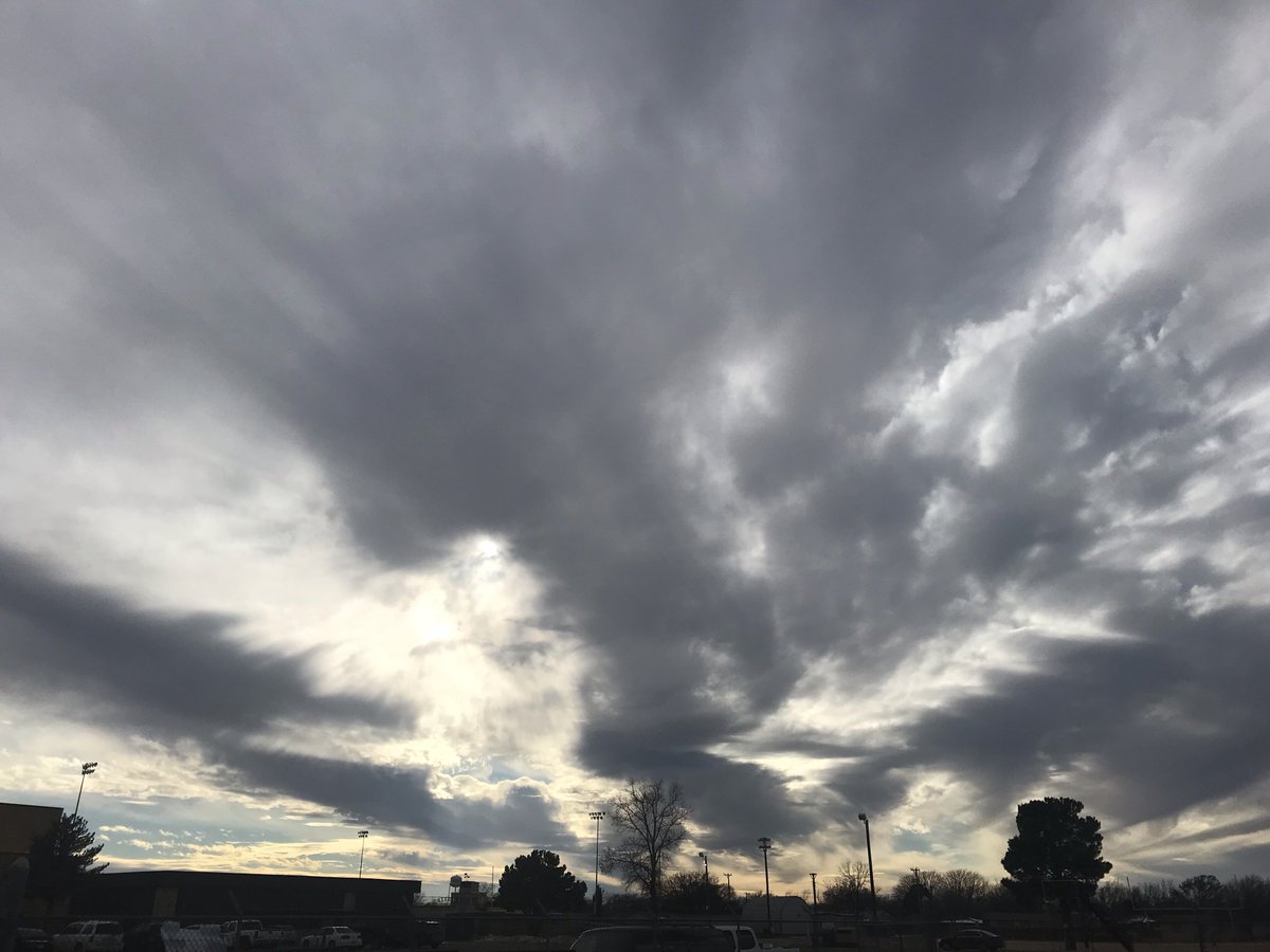 taharbert's tweet photo. Some days you have to appreciate the small stuff! #Godisgood https://t.co/yihjDswvAB