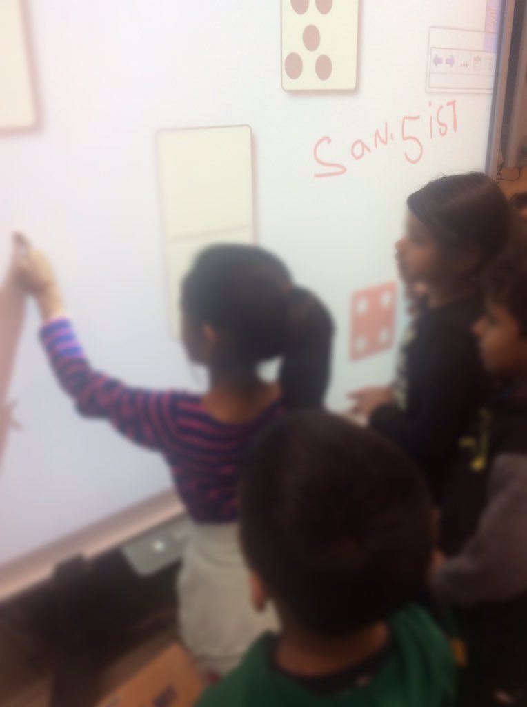 knamodeo's tweet photo. Extending our Number Talks as students roll dice, “make” their own domino and share their thinking (“5 and 2 is 7”). #SAME_numbertalks #kindergarten #TDSB https://t.co/Lt2KghJXpV