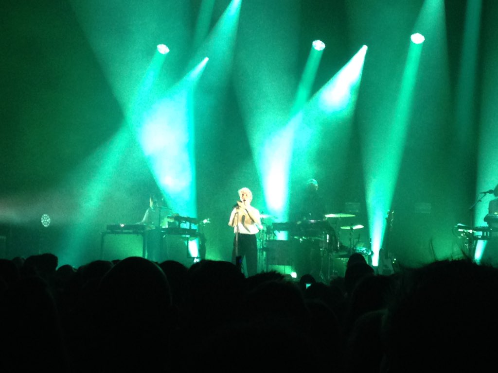 caubit_elsa's tweet photo. Superbe performance de @jeanne_added ce soir @Stereoluxnantes Nouvel album Radiate #energie #ondulation #emotion https://t.co/EJBhXT8Bnd