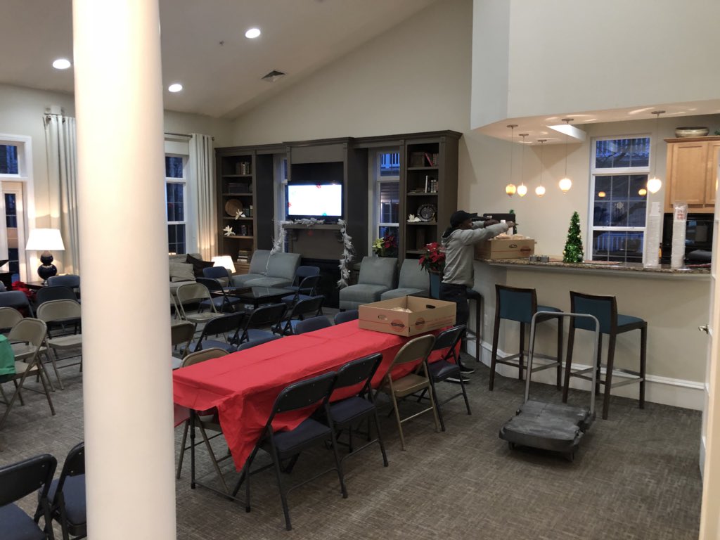 Hot Cocoa and Cookies Event at The Elms at MontJoy. Thanks to @MillyMil702  <a href="/shaytera2/">shaytera</a> <a href="/Brittan94307132/">Brittany Perkins</a> for your partnership. We are getting all set up. #MDUIsWhatWeDo #storeon4 @DJChrisTait @imgACC @Reyes_Att <a href="/404girl/">Betsy Francis</a> <a href="/Montzstarz/">Varun Montie Tuteja</a> <a href="/shelley7726/">Shelley (White) Reading</a> @krysguzman_mdu @T_ja7_