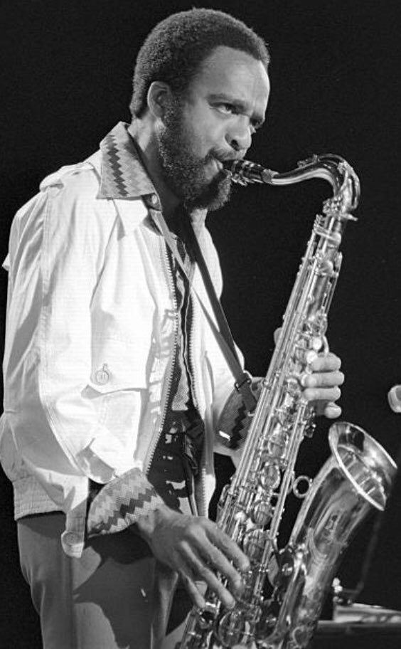Happy birthday Grover Washington Jr. (December 12, 1943 - December 17, 1999) jazz-funk soul-jazz saxophonist 