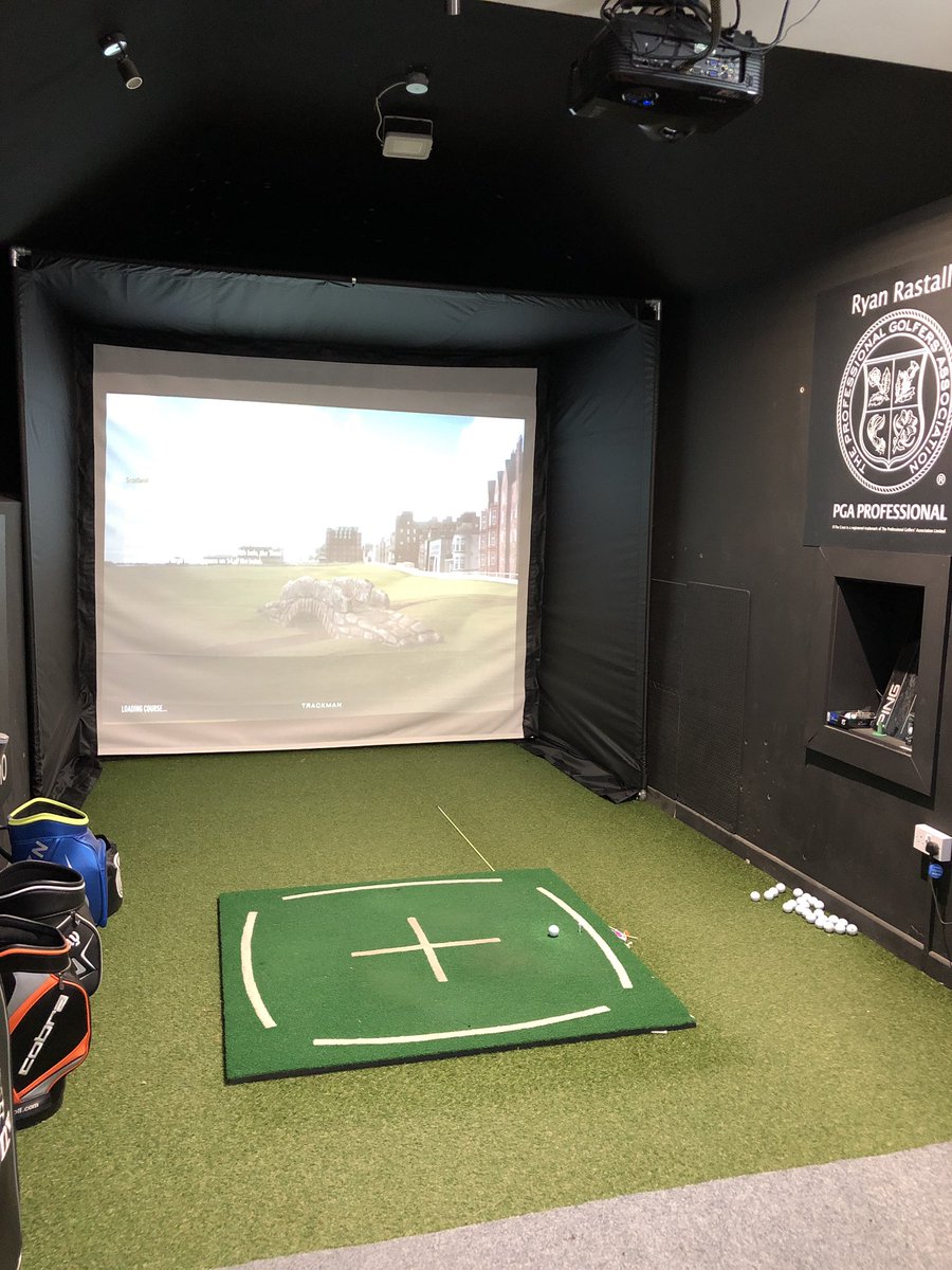 RRastall's tweet photo. Fantastic new hitting enclosure for our performance centre @HowleyGC courtesy of @cSwingSteve 👌 #alwaysimproving https://t.co/H6M65UN9R7