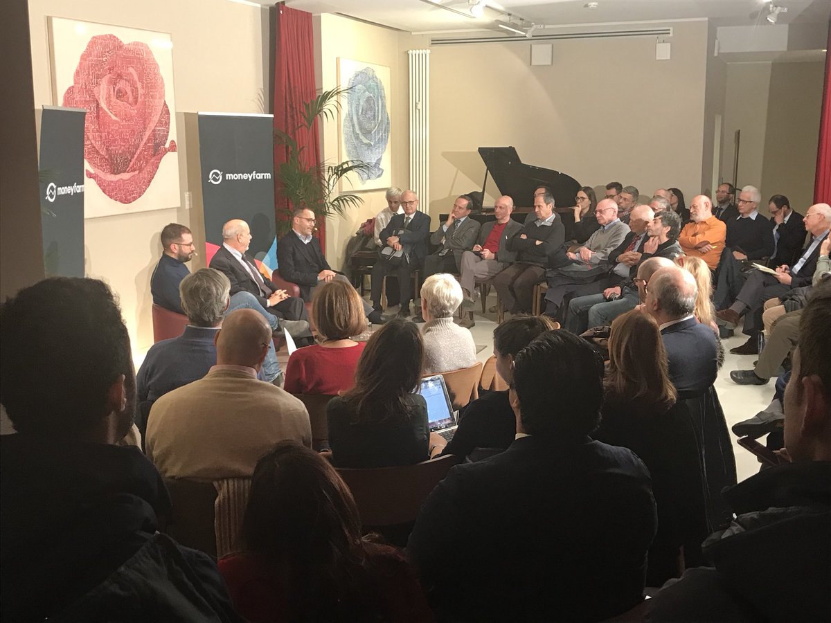 moneyfarmITA's tweet photo. Stasera @galvi e @fcancellato con @alanfriedmanit e un pubblico numerosissimo accorso a questo nuovo appuntamento di #RedazioneFinanza #Milano https://t.co/RaTRcr9YQh