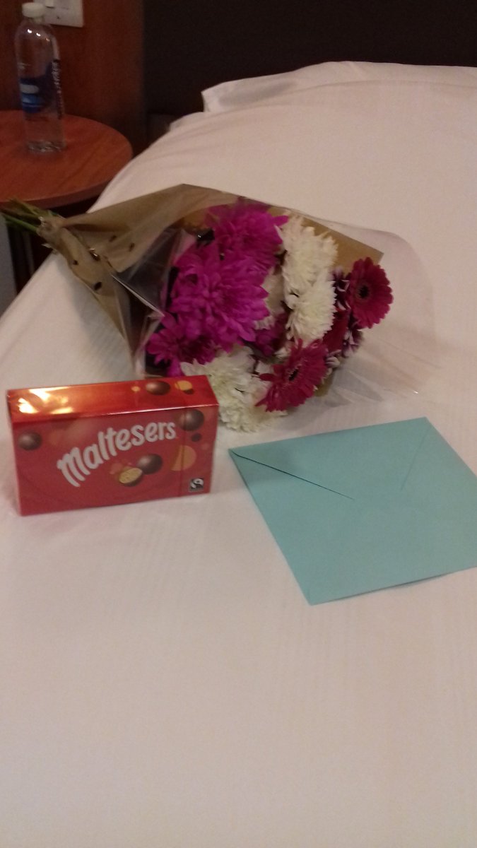 pi_longbridge's tweet photo. Celebrating a lovely lady's 80th birthday
@SDEBDD @RikkiQuinlan https://t.co/ZBvVEq7rr0
