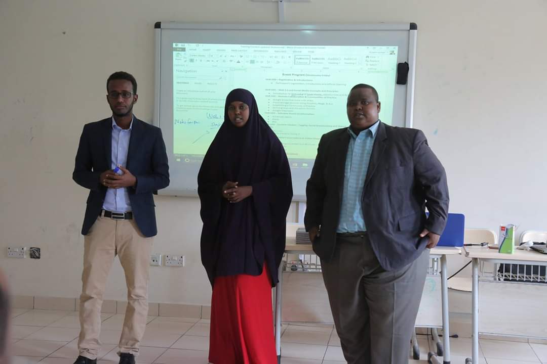 HaajiAddow's tweet photo. The first day of the 4th “Web 2.0 & Social Media Learning Opportunity” started today at SIMAD University Main Campus. #Web2forDev #CTAFlash @iapad @web2fordev @Gurei99 https://t.co/YU8PFFLhIH