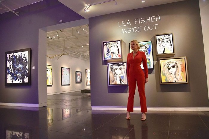 VOLK_PR's tweet image. Thank you @DFWStyleDaily for featuring our client, @LeaFisherArt! dfwstyledaily.com/2018/12/11/a-d…