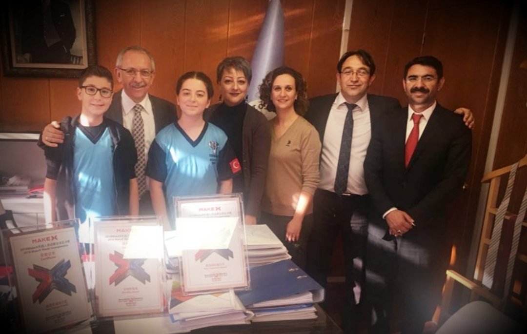 bilgilifatih01's tweet photo. 2018MakeX Çin şampiyonlarımız Özel Eğitim Ve Rehberlik Hizmetleri Genel Müdürümüz Sayın Prof.Dr. #AhmetEmreBilgili' yi ziyaret ettiler.
#2018MakeX  @adanabilsem https://t.co/QgBBf5DLqF