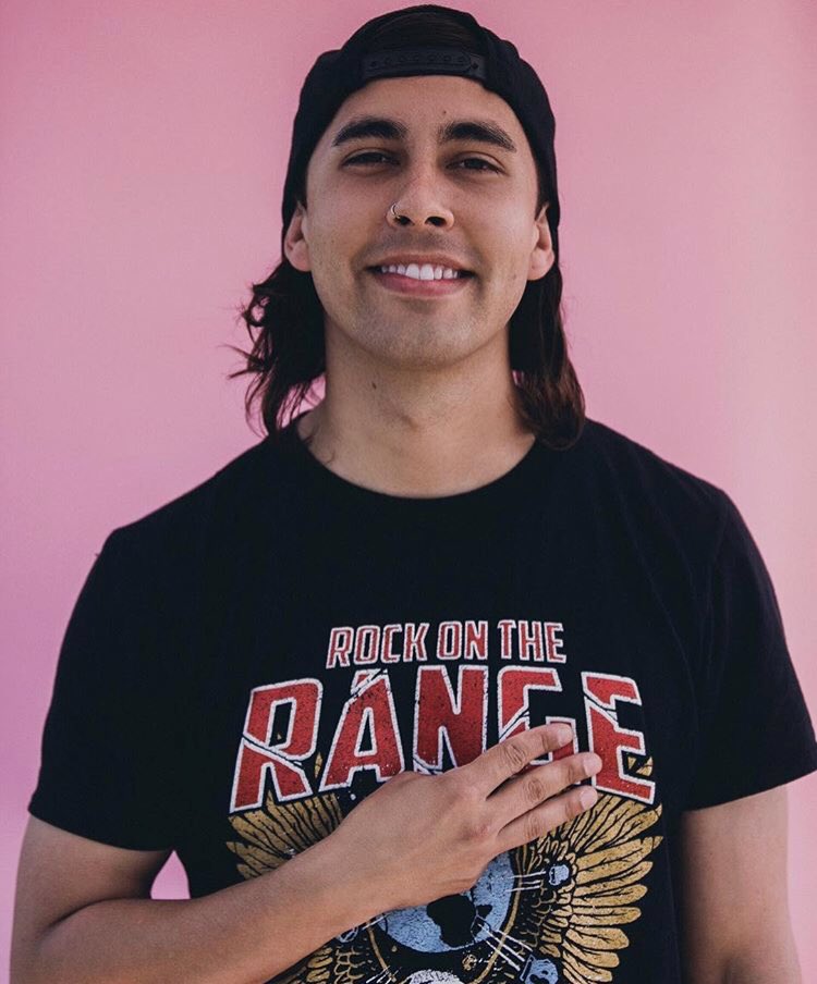 Vic Fuentes Haircut