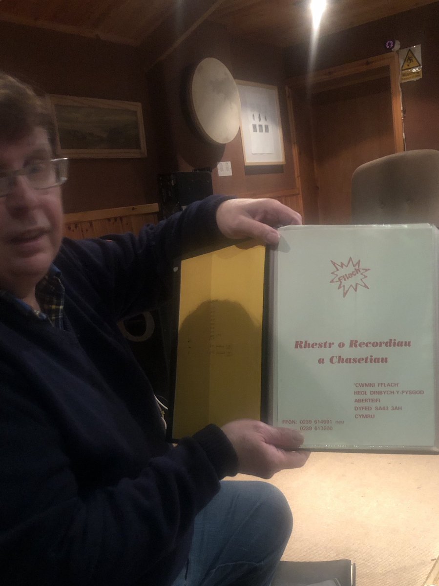 ...ac yna seiat, paned, cynllunio a gwersi hanes gydag arwyr <a href="/fflachcyf/">fflachcyf</a> yn Aberteifi......