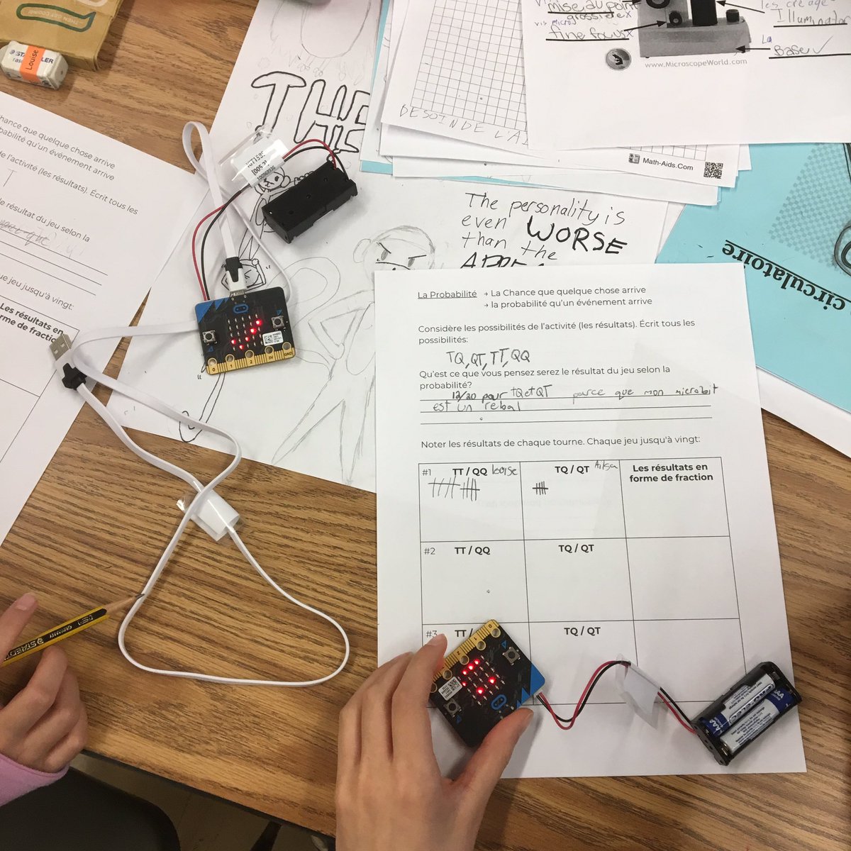 jbm205's tweet image. Ss programmed a coin toss simulator w/ @microbit_edu, used for a lesson in data tracking, probability and converting fractions to percentages. Next up - paper, rock, scissors. Thx @mraspinall for the ideas. #jbmlearners #WinnipegSD #beyondhourofcode