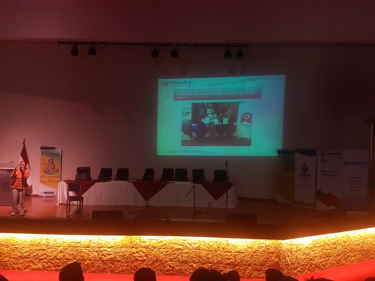 GabrielaGaibor1's tweet photo. @Maquita_Cjusto comparte su experiencia sobre #comerciojusto y #consumoresponsable, en la V #JornadasAgroecologicas en el foro "Chimborazo Territorio Sostenible". @EspochRio @AgriculturaEc @AgroecologicoEc https://t.co/WnlMplaHMq