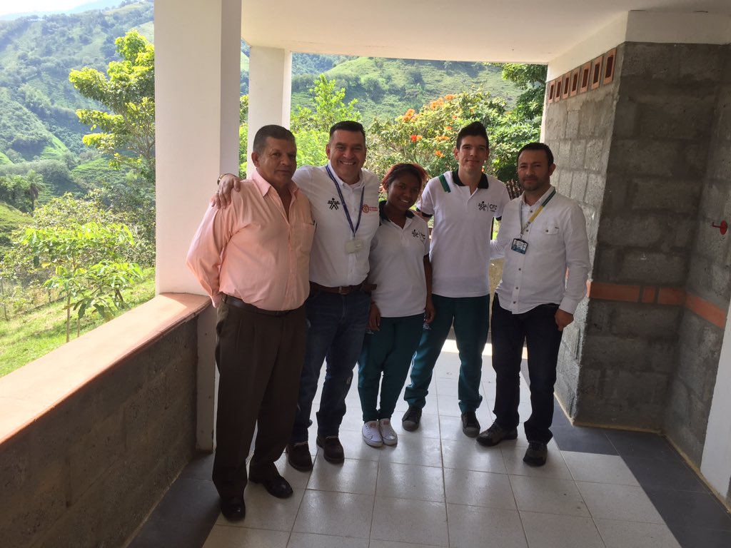 CRDFORM_SENACNM's tweet photo. En el 2019 nuestro @SenaCfma operará la famosa Escuela de Minas de @MARMATOCALDAS1 Gracias al apoyo de nuestro gobernador @GuidoEcheverri y la Alcaldia. Gracias @GoberCaldas por su voto de confianza y apoyo para seguir haciendo #MineríaQueConstruyePaís https://t.co/cfWIpxyG3B