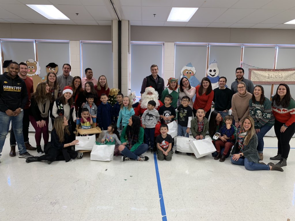 We love doing with the holidays with #blairelementary 🎅🏼