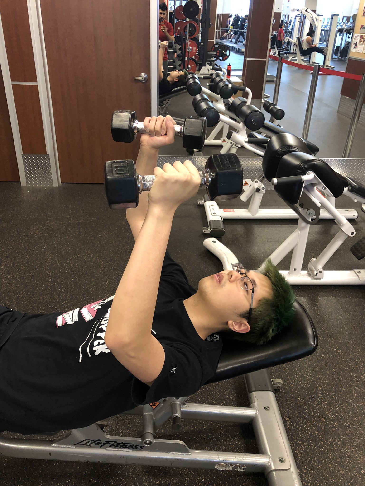 DuPJiUPXQAAgRDs.jpg:large