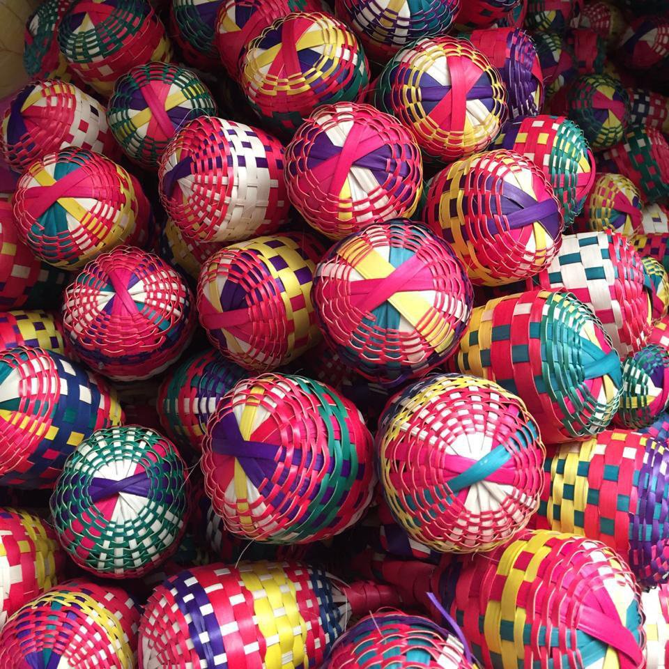 jemax_arq's tweet image. Colores, sabores y texturas que me recuerdan mi ninéz! “Dulcería Carol” está en Masaya y si están buscando dulces y artesanía típica, pueden encontrarlos en Monimbó. Más purísimas con dulces autóctonos! #ElHuevoChimboLaParte #ConectateConLoTuyo #ConsumiLocal