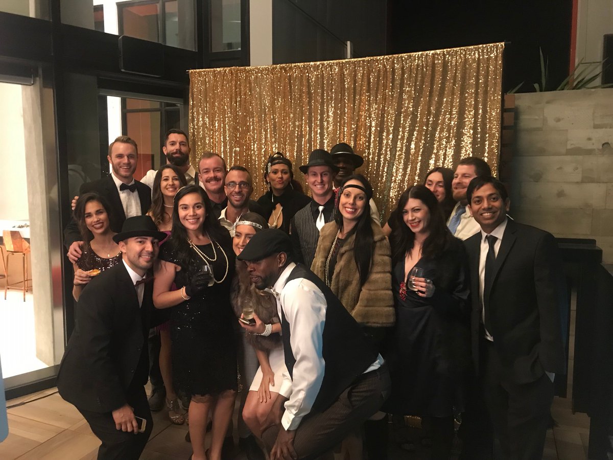 The awesomeness of <a href="/ShiftApts/">Shift Apts</a> never goes out of style!
🎉
#HolidayParty #Vintage #RoaringTwenties