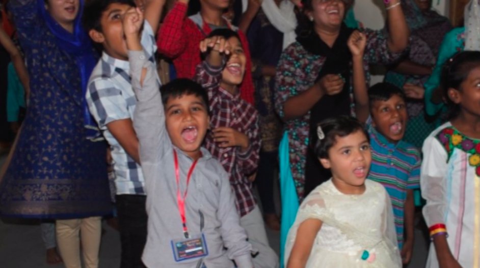 AwanaCanada's tweet photo. The cost to train 1 leader in Pakistan is $70.00 and just $2.00 to reach 1 child. This year Awana International Canada and Awana Pakistan will partner to train 500 leaders and reach 17,500 more children and youth. https://t.co/kAGRl8Ns1s watch this video and catch our vision. https://t.co/N8hpAdfzeN