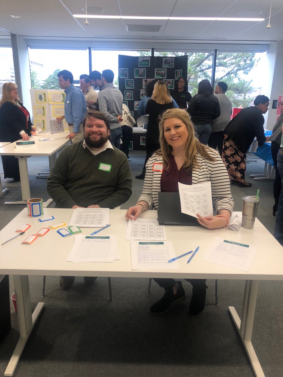 squiriconi's tweet photo. ⁦@CBREMemphisCOE⁩ hosting our annual mix and mingle for our Affinity Groups and Committees. #WeDoGreatStuff https://t.co/nyjaxzJ3fd