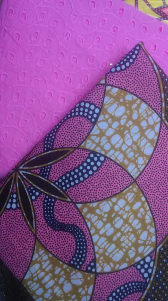bigoris25's tweet photo. For you Beautiful, Quality &amp; Stylish Ankara and Lace: kindly contact us for your Wedding Ashoebi, Choir Uniform etc...free delivery within PHcity... we offer the best...08053035875... 08067152118...kf @OrisCollection for a quick fb.. Quality that Speaks https://t.co/LxBBQn2f0Z