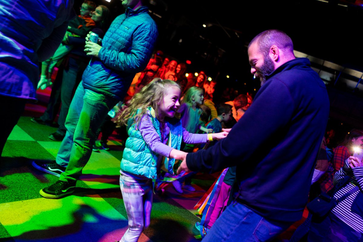 RRPHKIDS's tweet photo. THSWKD: Music of #GratefulDead at @GarciasAtTheCap (2 Shows!) 🎶 Music of #TheBeatles at @BrooklynBowl + @IndustryCity 🎶 - https://t.co/AbH1JYMyGx https://t.co/wYIM9CeZ3A