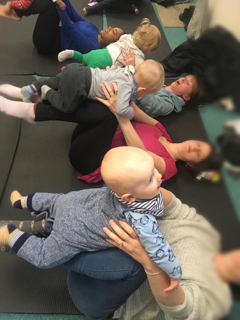 pinkmistakes's tweet photo. Festive adventures for babies and toddlers @HorsforthHub this afternoon with the fabulous @diddlyoms yoga and some wintery sensory play. #LeedsGirlsCan @leedslibraries https://t.co/YgFcS90fpH