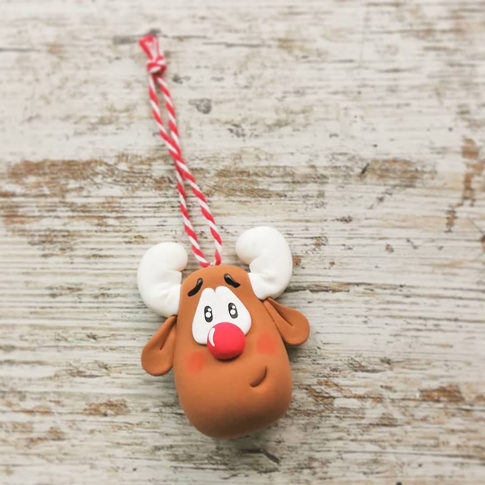 CasadelaArcilla's tweet photo. Ya podéis ver en el canal de YouTube de @Eltallerdeire como modelar con arcilla polimérica de secado al aire este adorno de Navidad.¡No os lo perdáis!   #iClay #manualidadesconarcillapolimerica #ChristmasDIY #decoracionnavidad #eltallerdeire https://t.co/HRvn5TNFbc