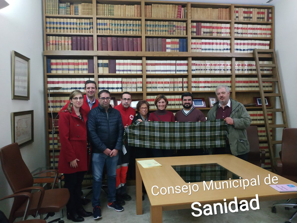 asociacionASES's tweet photo. #humanityfirst #LoveHumanRights
Aspe participa en la campaña Internacional "Los Derechos Humanos deben ser defendidos en todas partes".
Si encuentras una de las bufandas y lo necesitas ¡ llévatela !
https://t.co/QrePBbEtGi https://t.co/YROFlSwtt2