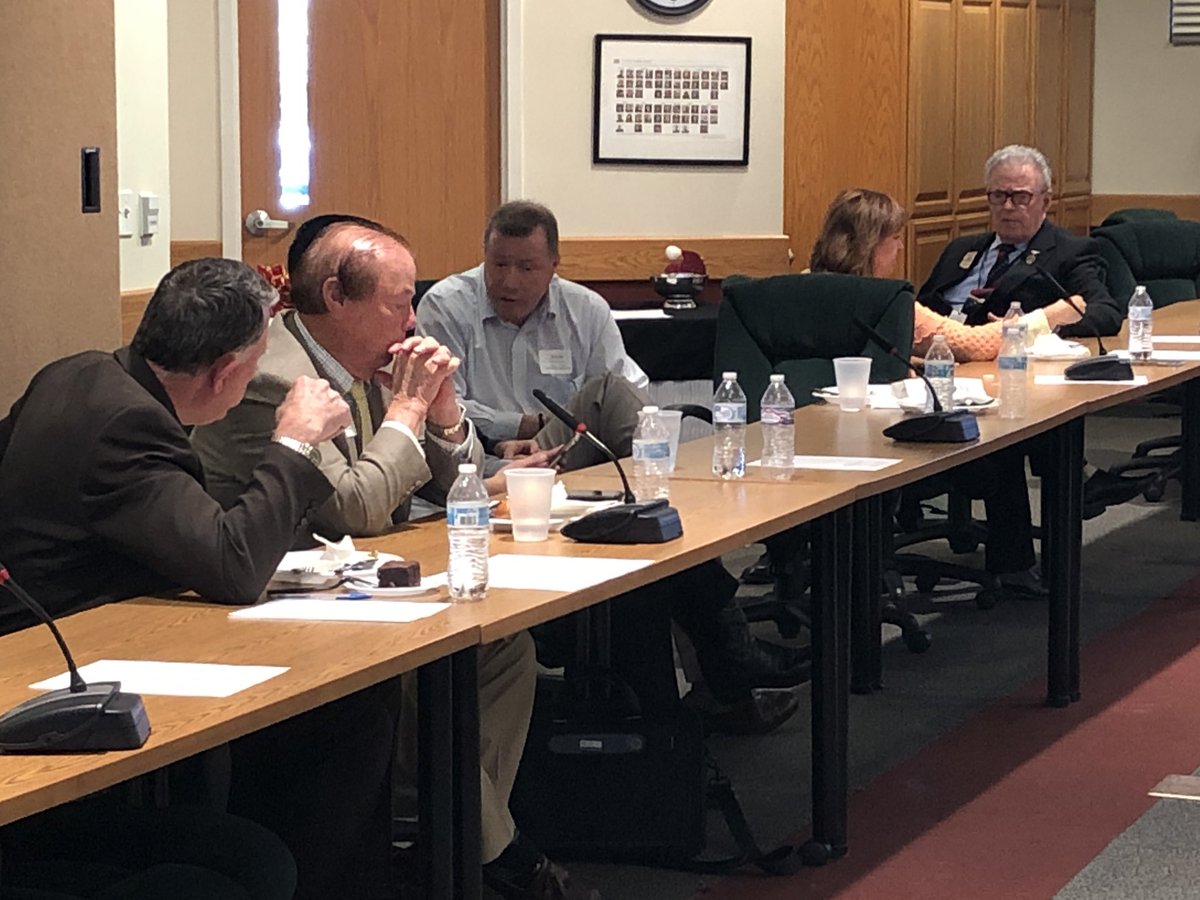 Amanda_Reeve's tweet photo. Important conversations are always the product of these #AZECO meetings. Public land mgmnt, protecting AZ’s environment and nat resources are very complex issues that require “all hands on” and thorough consideration given to all perspectives and potential resolutions. https://t.co/0QZM50YYj9