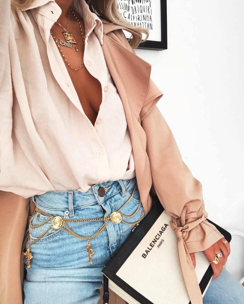 Love this combo - IG-emilycocklin wearing <a href="/boohoo/">boohoo</a>👀 What do you think?
.
#havoolo #fashion