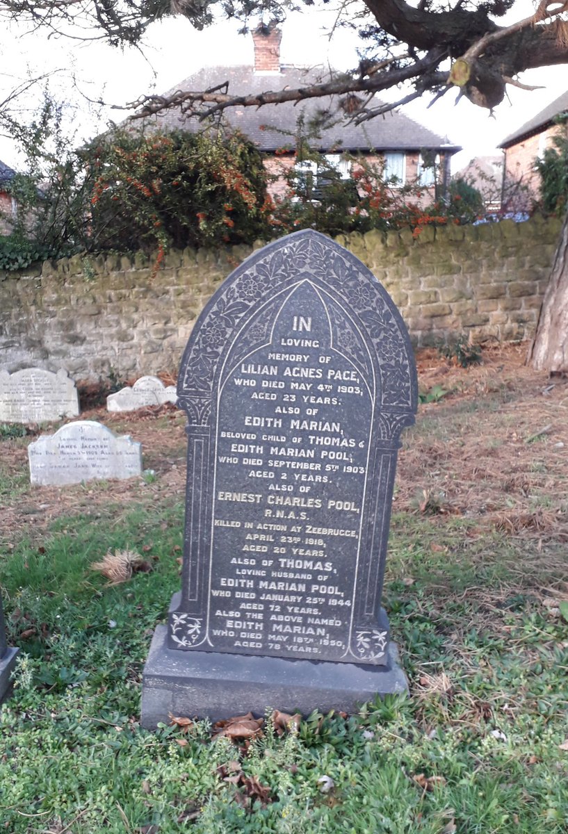 InscriptionsWw1's tweet photo. Ernest Charles Pool
Killed in action 23 April 1918 #Zeebrugge #HMSIris
Aged 20
#RoyalNavyAirService
#BasfordCemetery #Nottingham
#WW1 #LestWeForget
Online record
1 https://t.co/fV3msxaUa8
2 https://t.co/j8u8gip36x https://t.co/XNMIxnYKKr